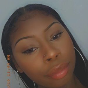 Meet your Posher, Keira